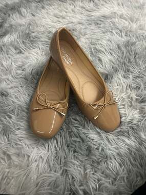 Top Moda Comfort Tan Patent Square Toe Bow Ballet Flats